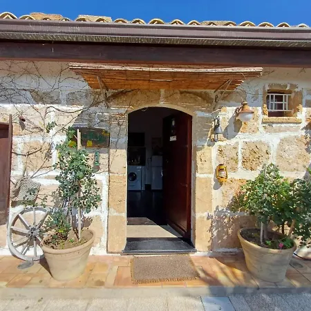 Country House La Virgy With Exclusive Pool And Sea View