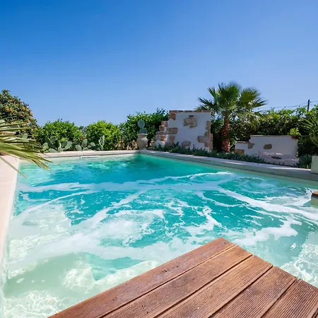 بيت للعطل Country House La Virgy With Exclusive Pool And Sea View أفولا