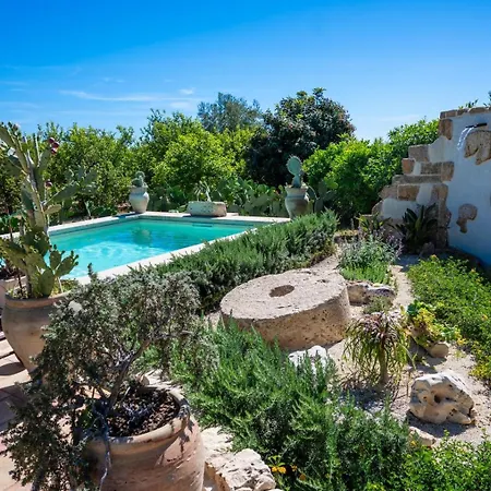 Country House La Virgy With Exclusive Pool And Sea View بيت للعطل أفولا